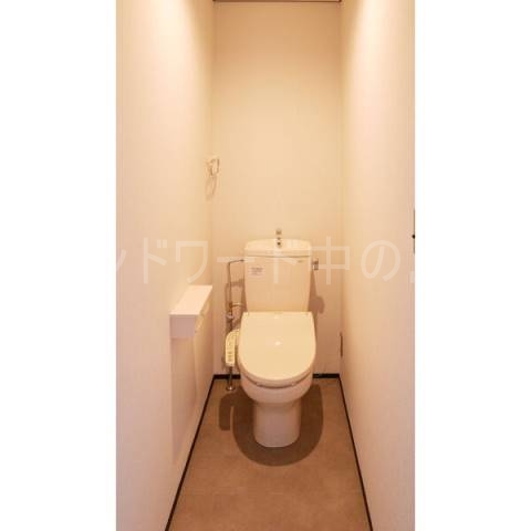 トイレ　詳細は、ウィンドワード中の島店までご相談下さい。