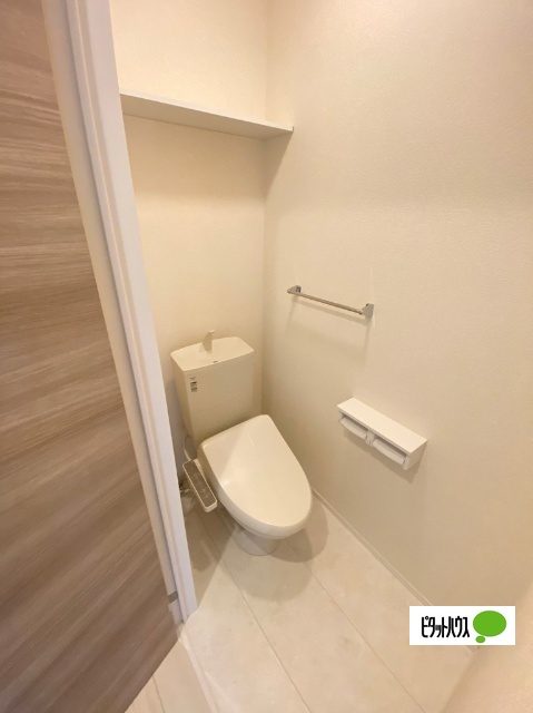 トイレ　同物件別部屋