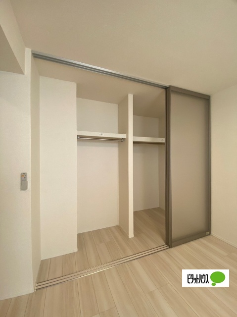 収納　同物件別部屋