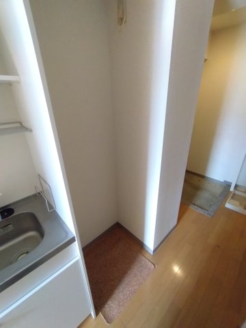 その他設備　冷蔵庫置場