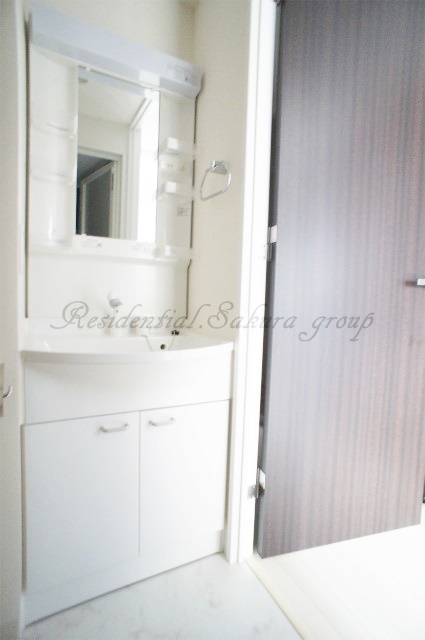 洗面設備　忙しい朝には欠かせない洗面所です♪