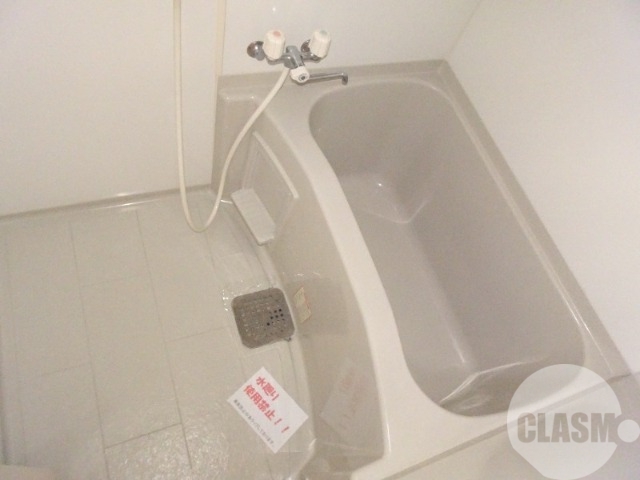 バス・シャワールーム　キレイな浴室です♪