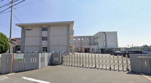 中学校　春日市立春日東中学校（中学校）まで1423m