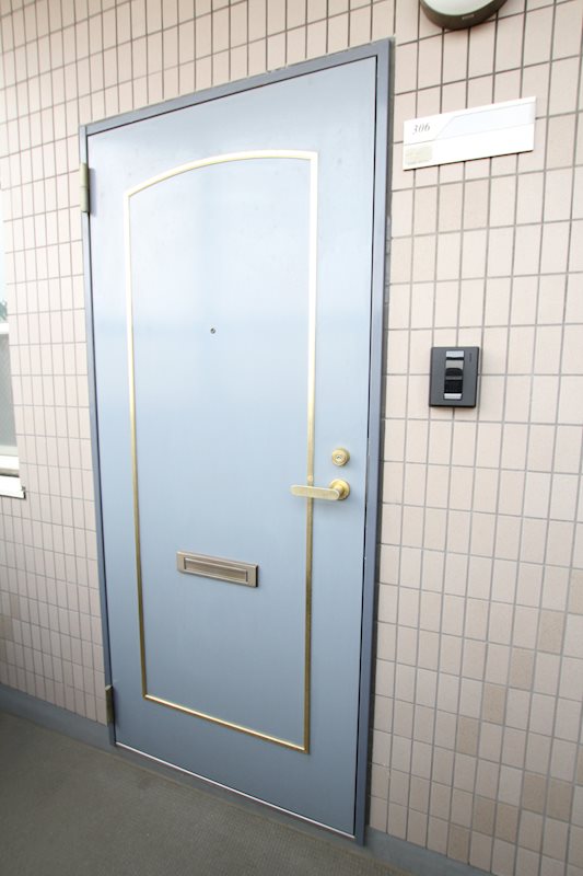 玄関　玄関から廊下