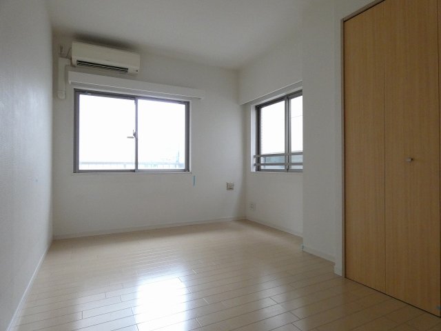 居室・リビング　居室