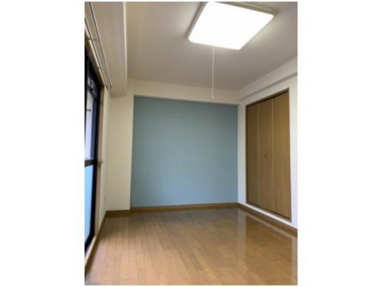 居室・リビング　※他号室の写真です