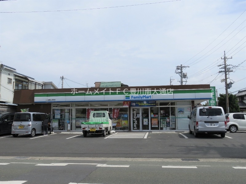コンビニ　ファミリーマート豊橋上野町店（閉店）（コンビニ）まで566m