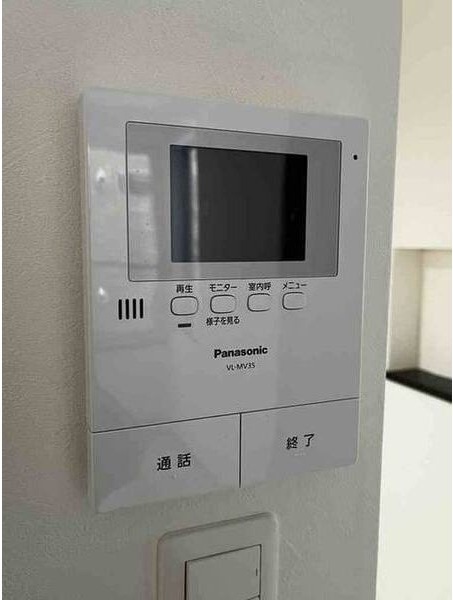 セキュリティ　防犯面に配慮したＴＶモニターホン付きです！