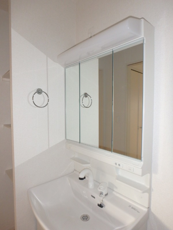 洗面設備　図面と現状に相違がある場合には現状を優先