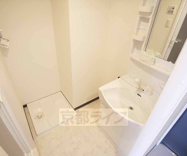 洗面設備　脱衣洗面台もありますよ。