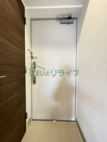 玄関　室内見学承ります。当店掲載物件以外もまとめてお問合頂けます。