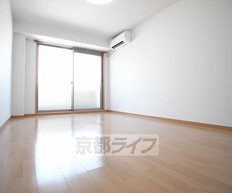 居室・リビング　綺麗な室内です。