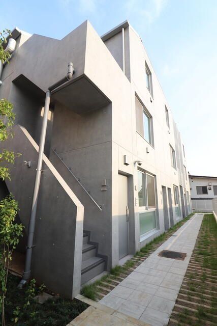 エントランス　外観