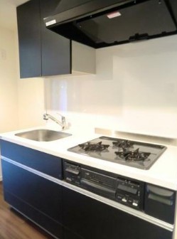 キッチン　同タイプのお写真です（色合いが異なる場合が御座います）