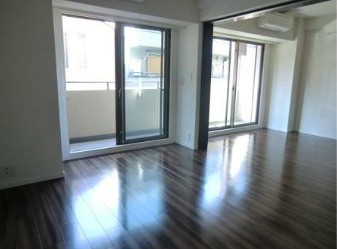 バルコニー　同タイプのお写真です（色合いが異なる場合が御座います）