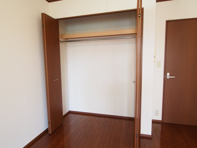 収納　同物件別部屋参考写真