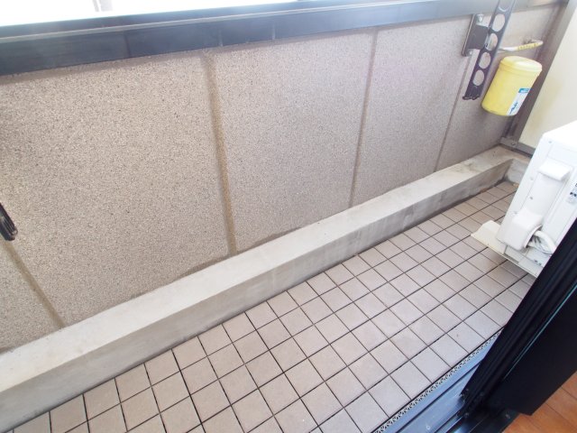 バルコニー　同物件別部屋参考写真