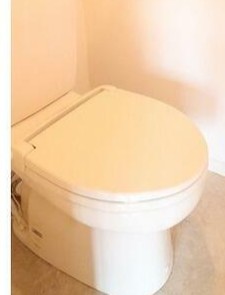 トイレ　※同タイプ別部屋の写真です。