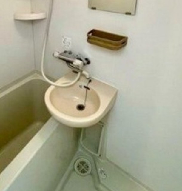 洗面設備　同仕様参考