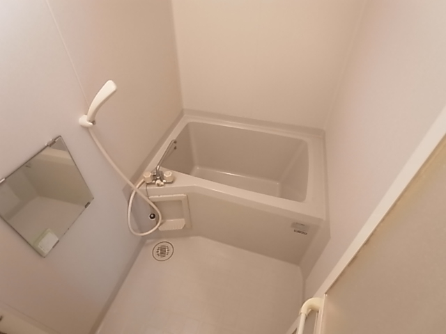 バス・シャワールーム　バスルーム