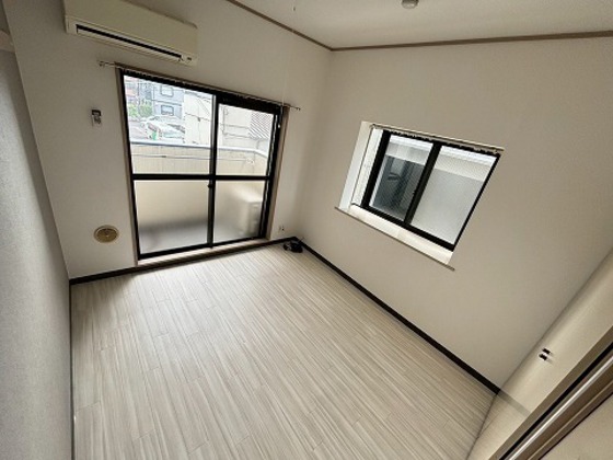 居室・リビング　※別部屋の写真です