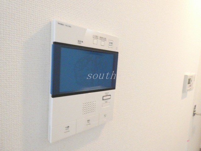 セキュリティ　お部屋により室内カラーが異なります