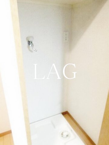 その他設備　室内洗濯機置き場になります。