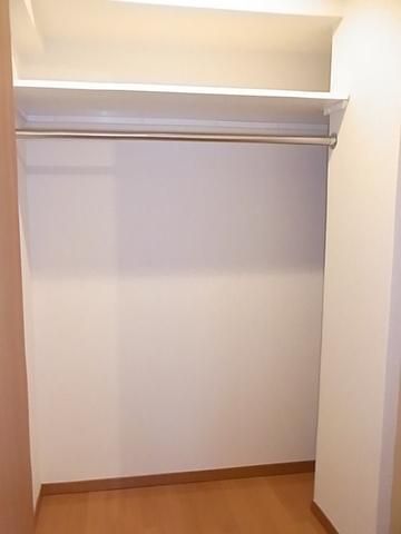 収納　別タイプ部屋　参考写真です