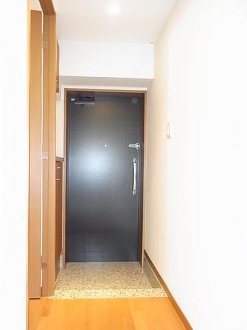 玄関　別タイプ部屋　参考写真です