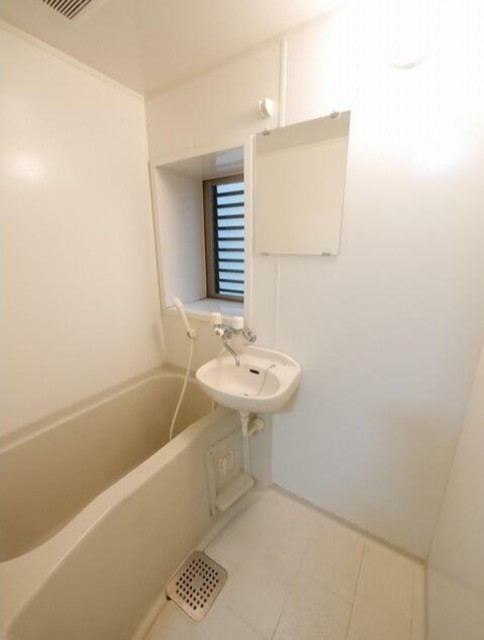 バス・シャワールーム　バスルーム