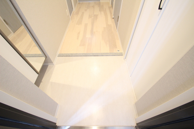 玄関　※別室の参考写真の為、現況優先です。