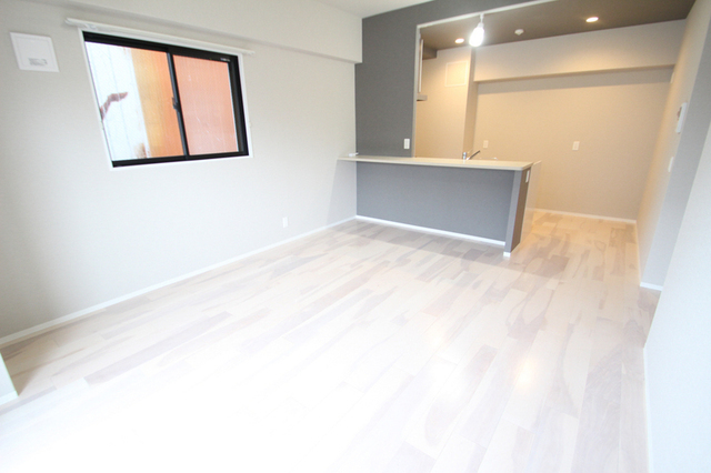 居室・リビング　※別室の参考写真の為、現況優先です。