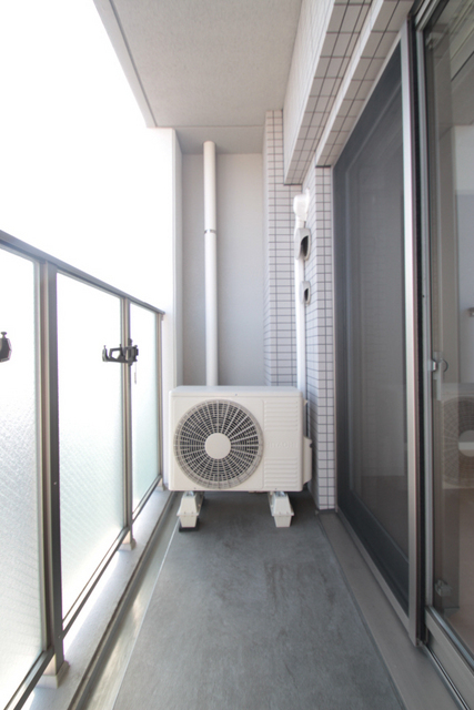 バルコニー　※別室の参考写真です。