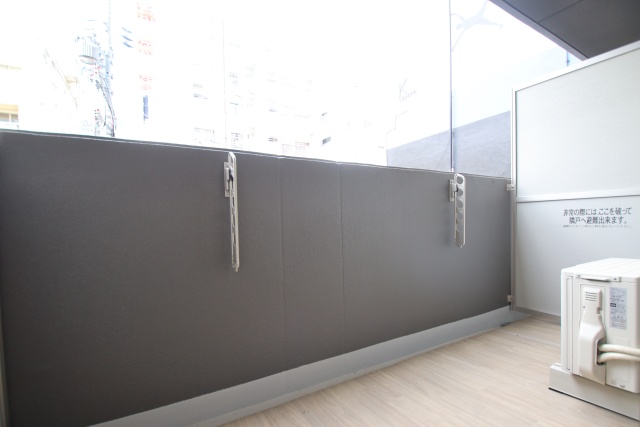 バルコニー　※別室の参考写真の為、現況優先です。