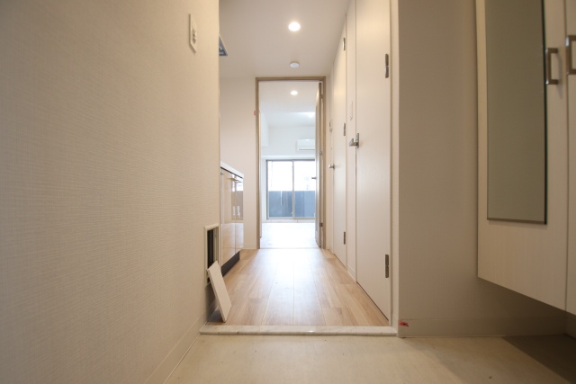 玄関　※別室の参考写真の為、現況優先です。