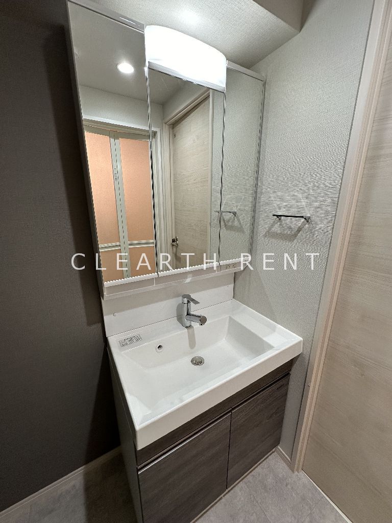 洗面設備　同タイプ別住戸写真となります。現況と異なる場合がございます。