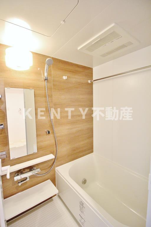 バス・シャワールーム　日々の疲れを癒すお風呂付です