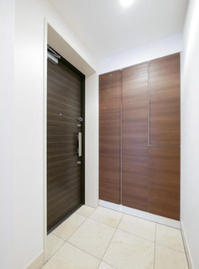 玄関　別タイプ部屋　参考写真です