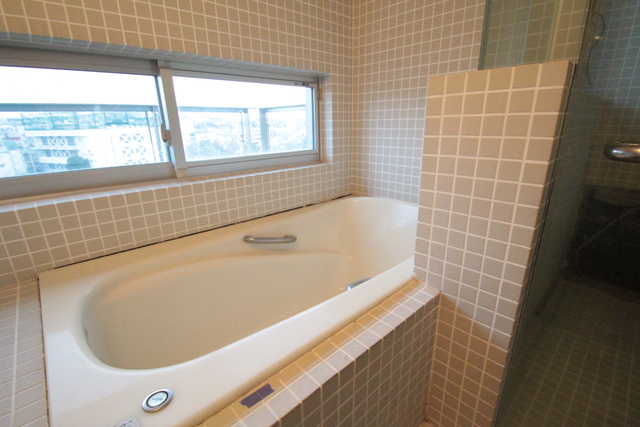 バス・シャワールーム　※別室の参考写真の為、現況優先です。