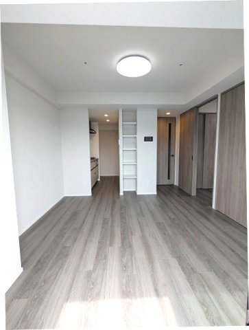 その他部屋・スペース　インターネット無料 リビングにエアコン、照明付 フロアで内装