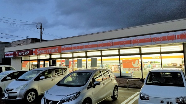 コンビニ　セイコーマート月寒東3条店（コンビニ）まで246m