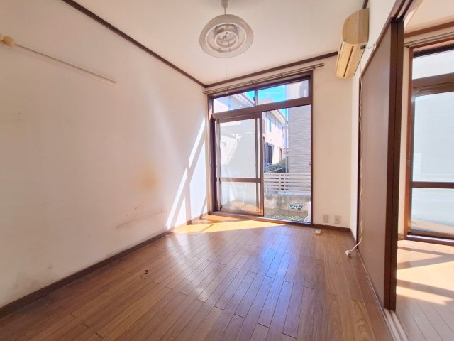 その他部屋・スペース　★洋室６帖★