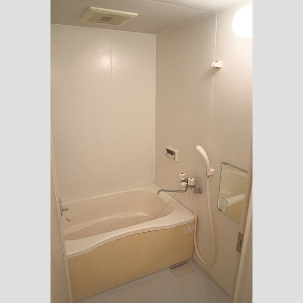 バス・シャワールーム　追い焚き機能付きで便利です！