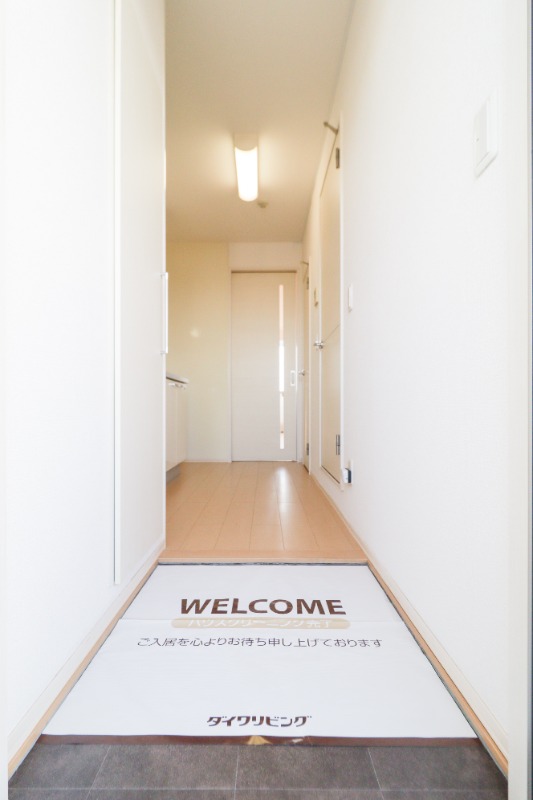 玄関　図面と現状に相違がある場合には現状を優先