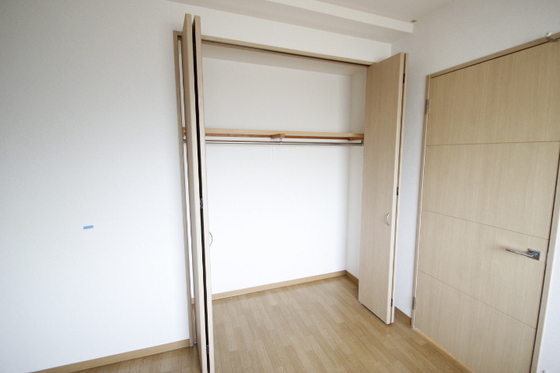 収納　※別部屋の写真です