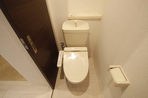 トイレ　※別号室のお写真です
