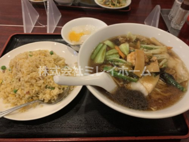 飲食店　広州厨房（飲食店）まで33m