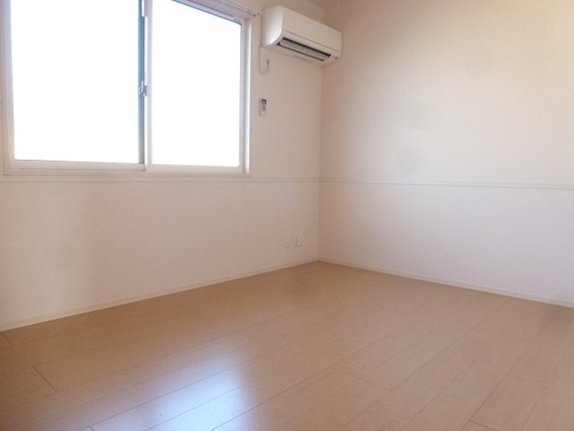 その他部屋・スペース　北側洋室です。