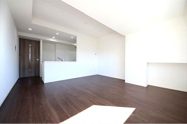 居室・リビング　エアコン付きです