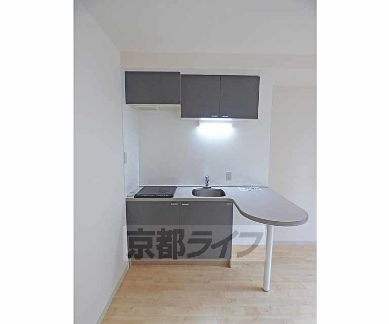 キッチン　キッチンです。